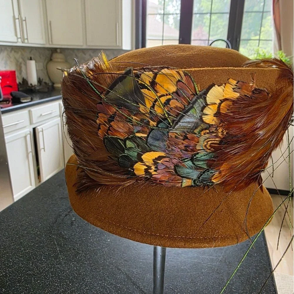 Vtg Peacock Feather Pheasant Hat B. Michael Mysha Brown Felt 21' Derby Racetrack - Picture 3 of 14